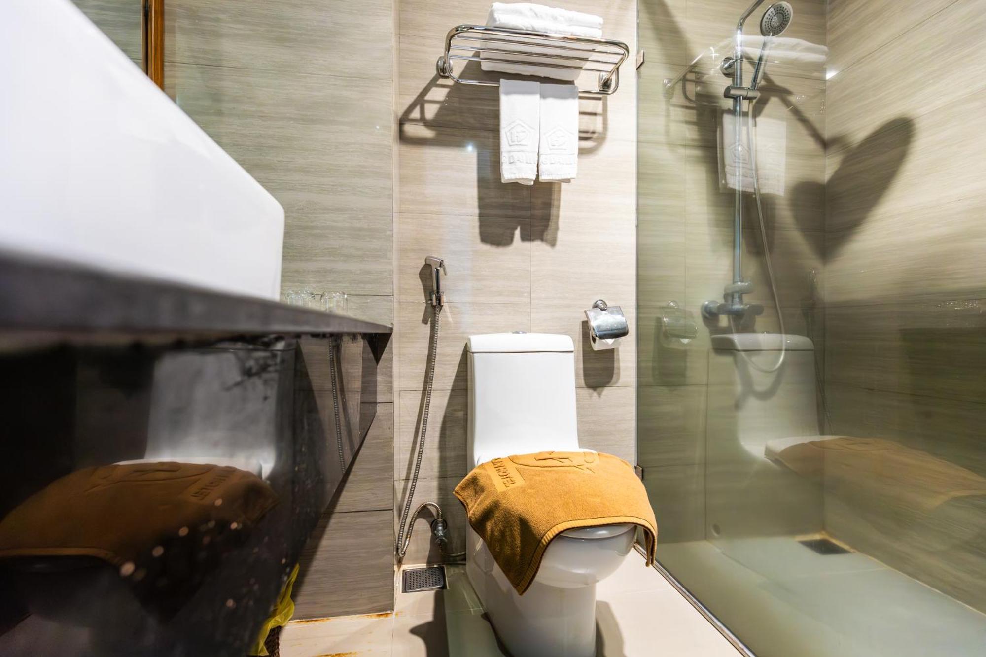 Golden Sun Apartment By New Sky Travel Da Nang Esterno foto